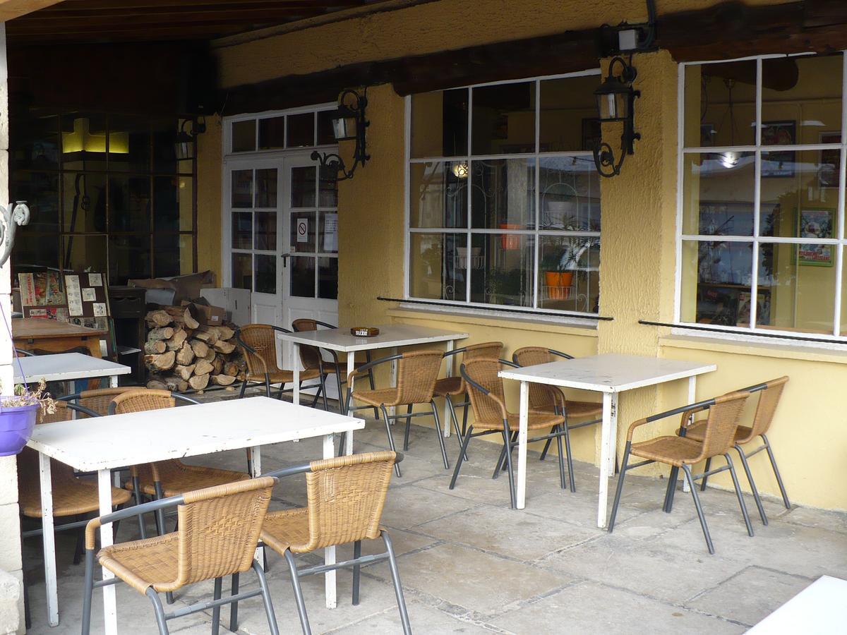 Auberge La Pignata Montélimar Buitenkant foto