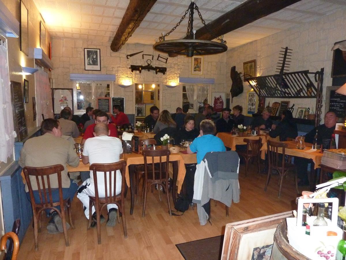 Auberge La Pignata Montélimar Buitenkant foto